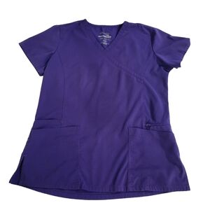 Elevate by IRG women's scrub top size small purple v-neck